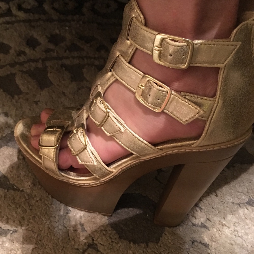♥️NWT:Dollhouse♥️
